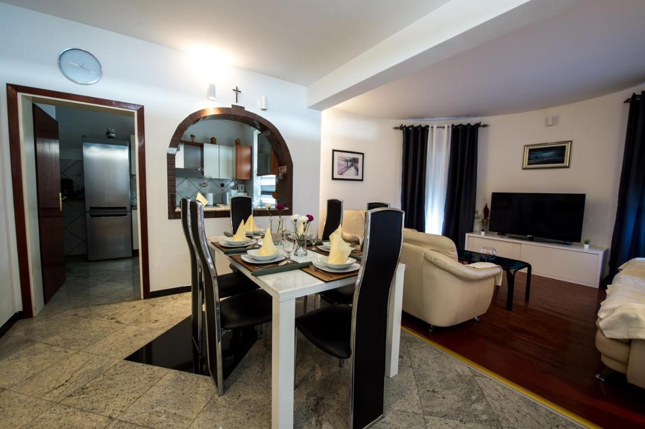 Seaside Apartments With A Swimming Pool Zecevo Rtic, Rogoznica - 8366 Exterior photo