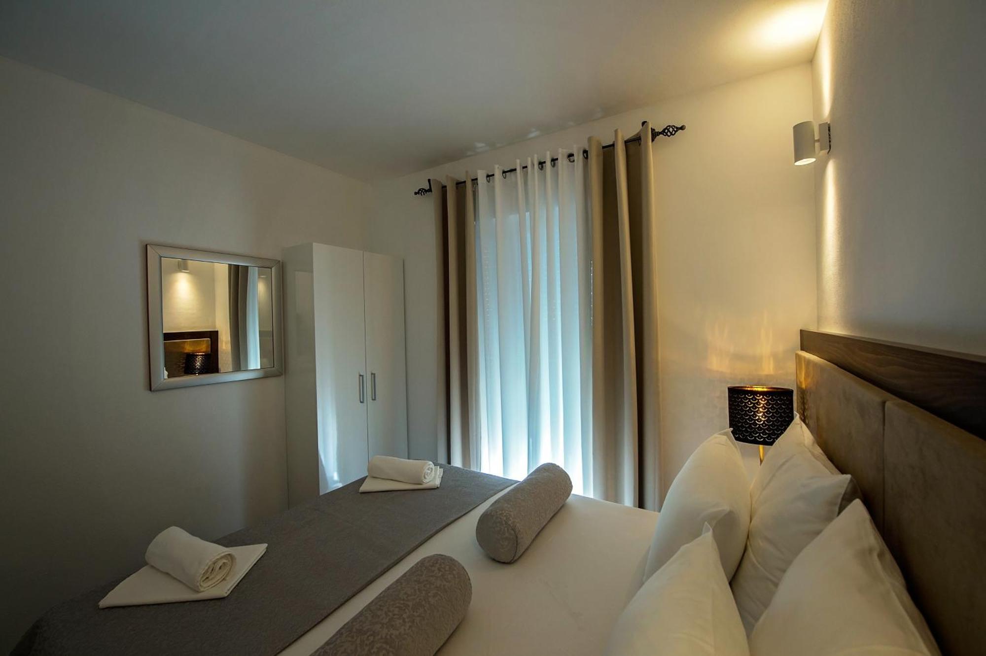 Seaside Apartments With A Swimming Pool Zecevo Rtic, Rogoznica - 8366 Room photo