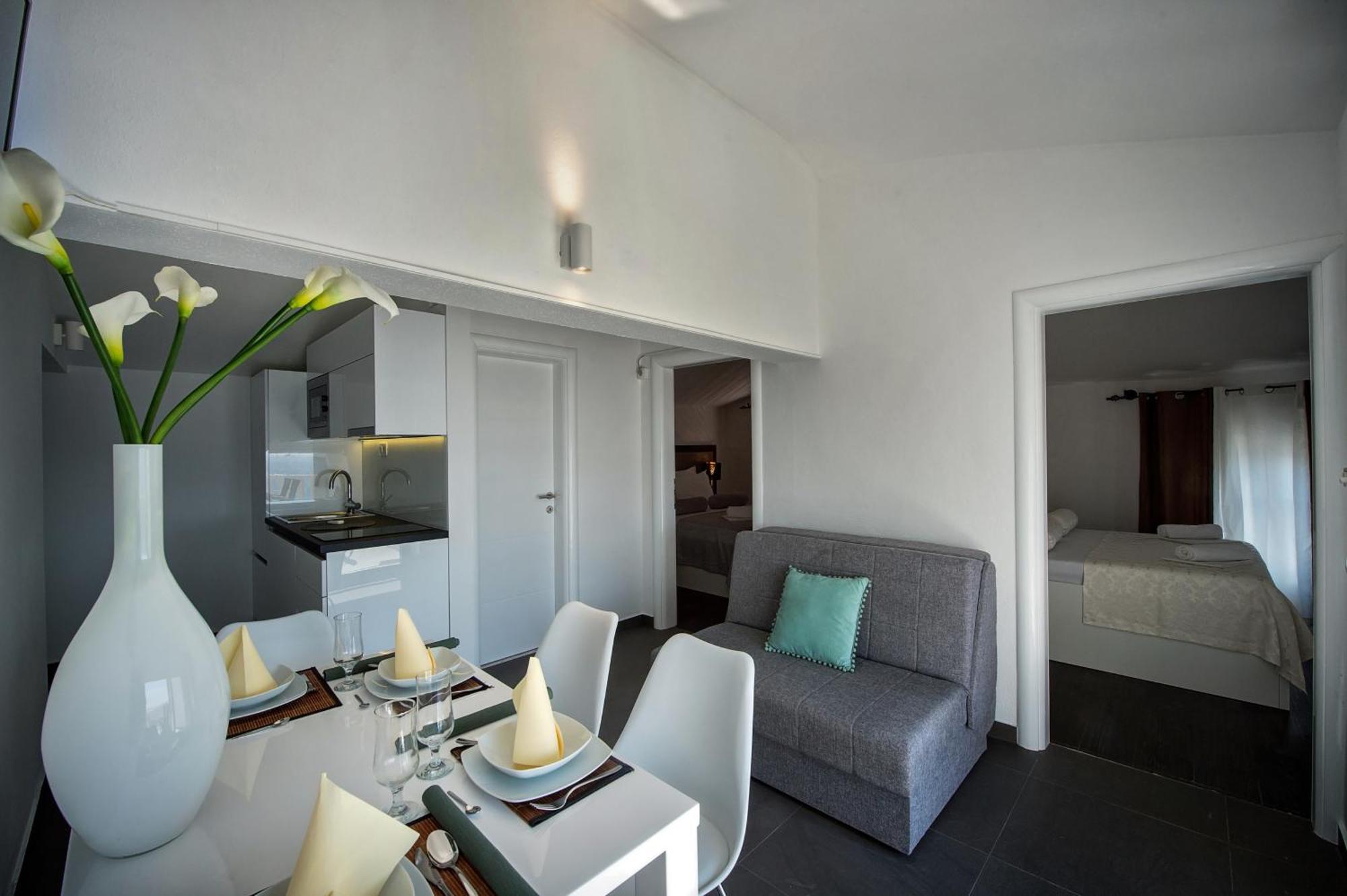 Seaside Apartments With A Swimming Pool Zecevo Rtic, Rogoznica - 8366 Room photo